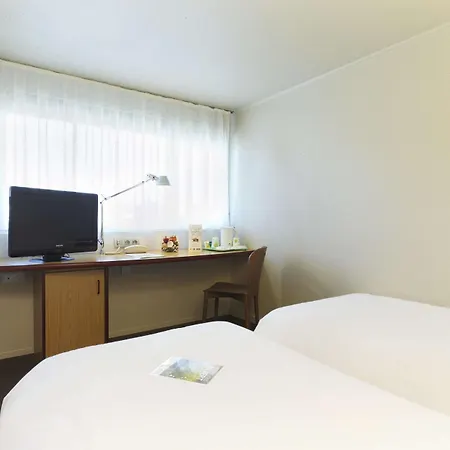 Campanile Nature - Bordeaux Sud Talence Hotel