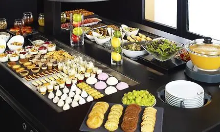 Campanile Nature - Bordeaux Sud Talence ホテル グランディニャン