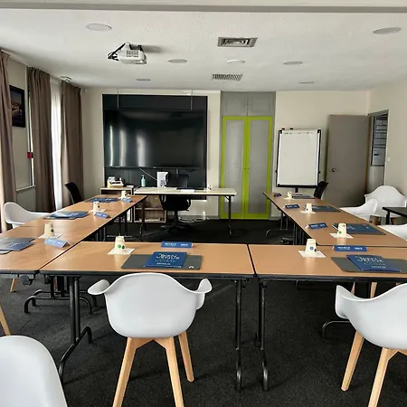 Otel Campanile Nature - Bordeaux Sud Talence Gradignan