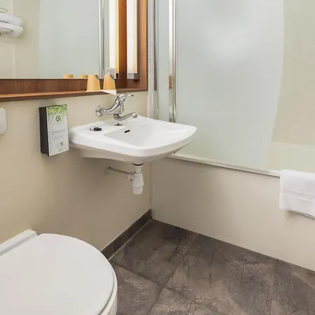 Campanile Nature - Bordeaux Sud Talence 3* Gradignan
