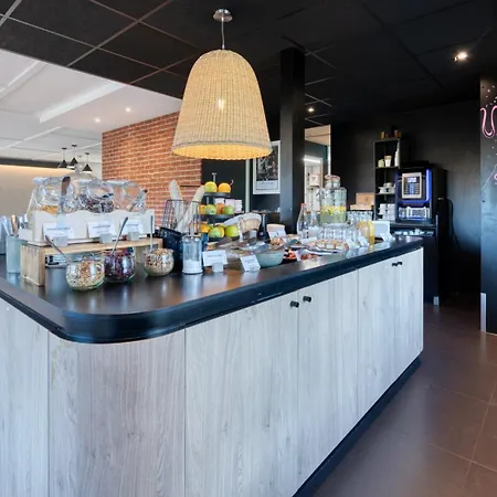 Otel Campanile Nature - Bordeaux Sud Talence 3*