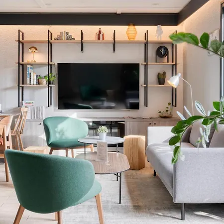 Campanile Nature - Bordeaux Sud Talence Otel