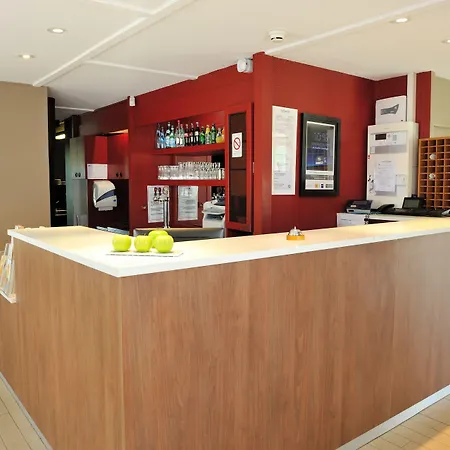 Campanile Nature - Bordeaux Sud Talence 3*
