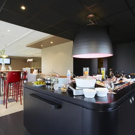 Otel Campanile Nature - Bordeaux Sud Talence