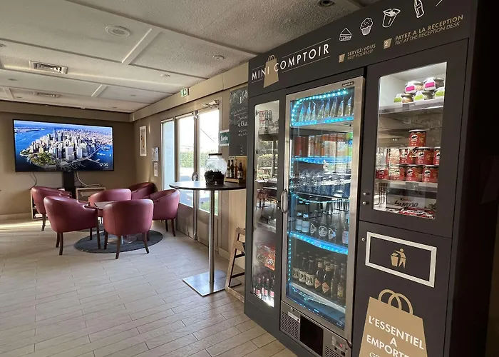 Hotel Campanile Nature - Bordeaux Sud Talence 3*